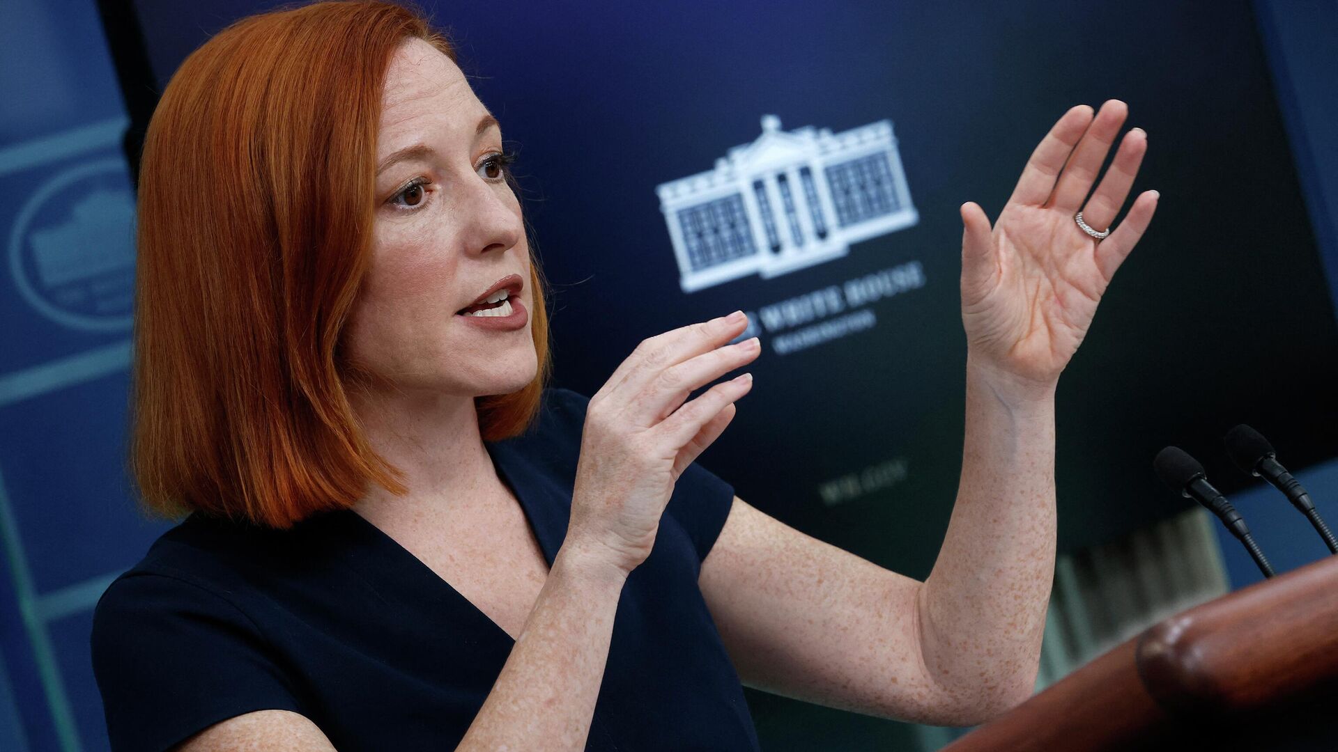 White House Press Secretary Jen Psaki talks to reporters during the daily news conference in the Brady Press Briefing Room at the White House on April 08, 2022 in Washington, DC - Sputnik International, 1920, 21.04.2022