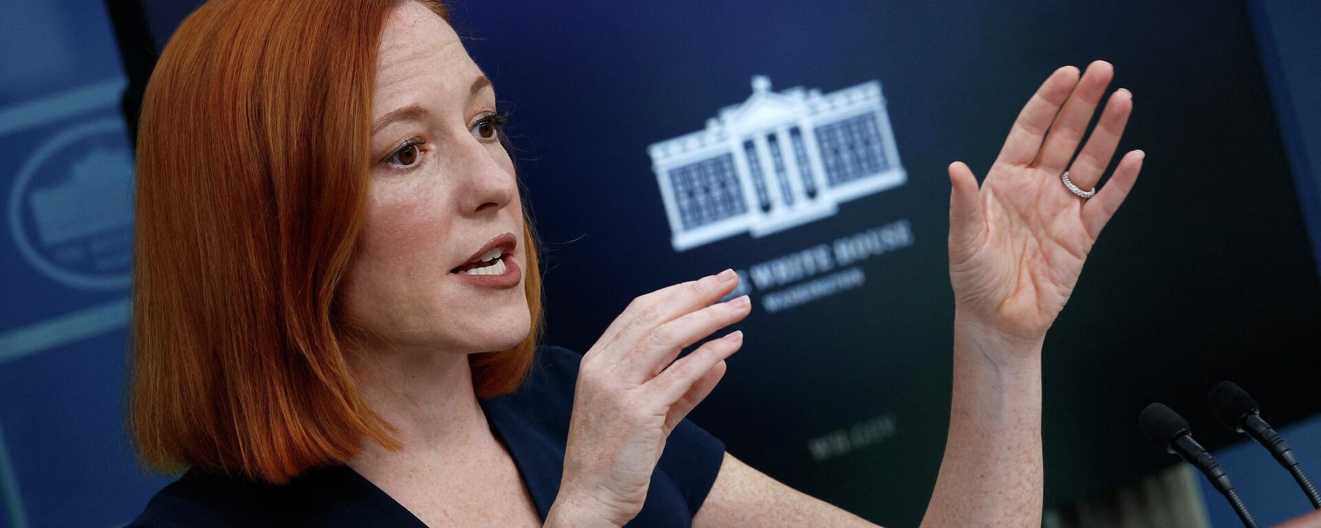White House Press Secretary Jen Psaki talks to reporters during the daily news conference in the Brady Press Briefing Room at the White House on April 08, 2022 in Washington, DC - Sputnik International, 1920, 21.04.2022