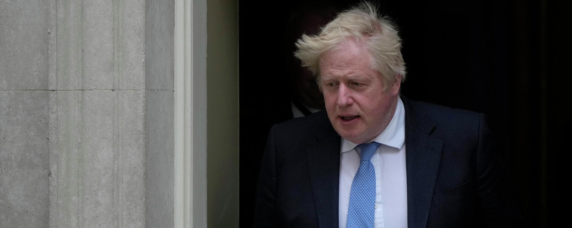 Britain's Prime Minister Boris Johnson leaves 10 Downing Street for the House of Commons to make a statement about Downing Street parties during the coronavirus lockdowns in London, Tuesday, April 19, 2022 - Sputnik International, 1920, 24.04.2022