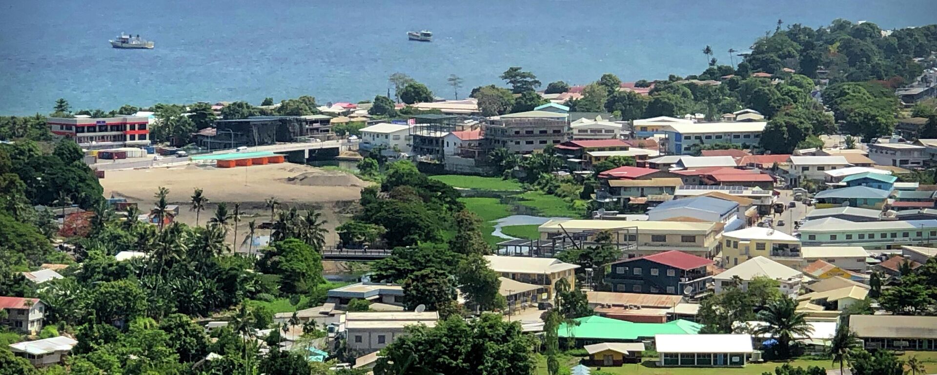 FILE - Ships are docked offshore in Honiara, the capital of the Solomon Islands, Nov. 24, 2018.  - Sputnik International, 1920, 07.05.2022