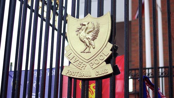Liverpool crest on the Shankly Gates - Sputnik International
