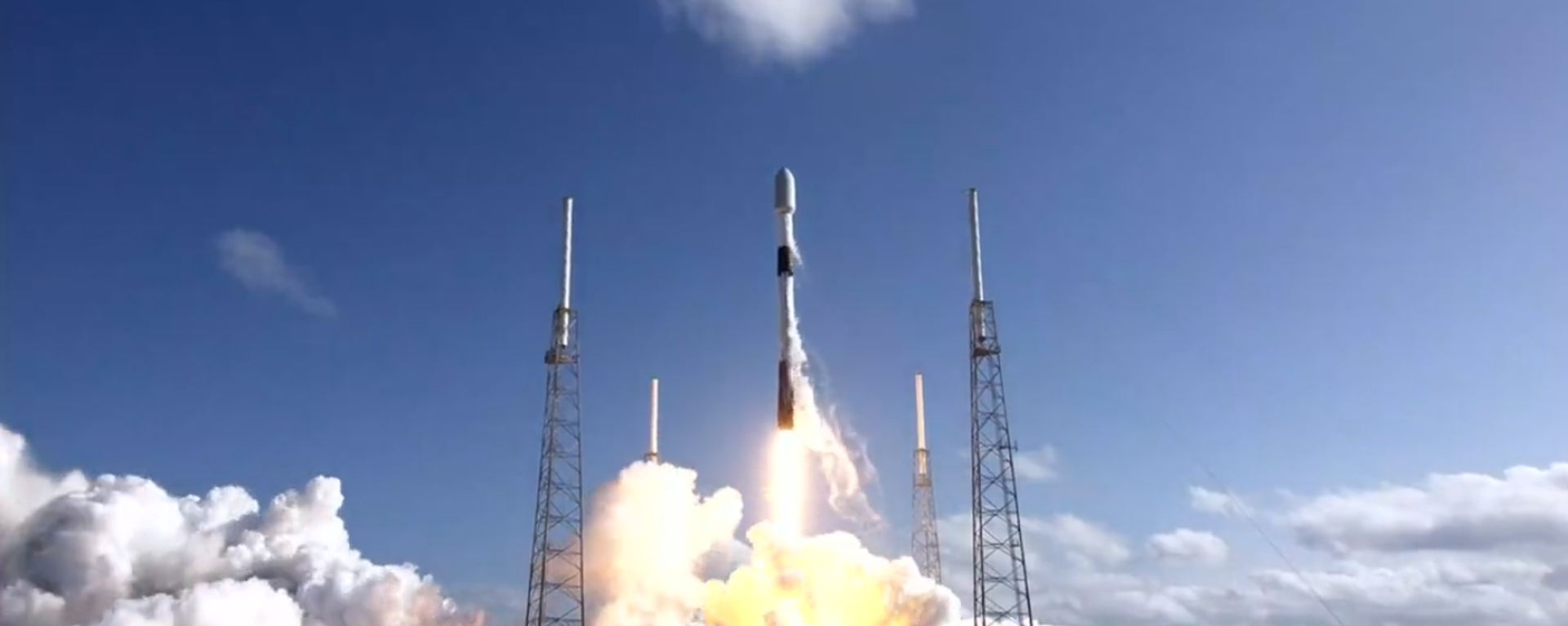 Falcon 9 launches 53 Starlink satellites to orbit on April 29, 2022 - Sputnik International, 1920, 08.12.2023