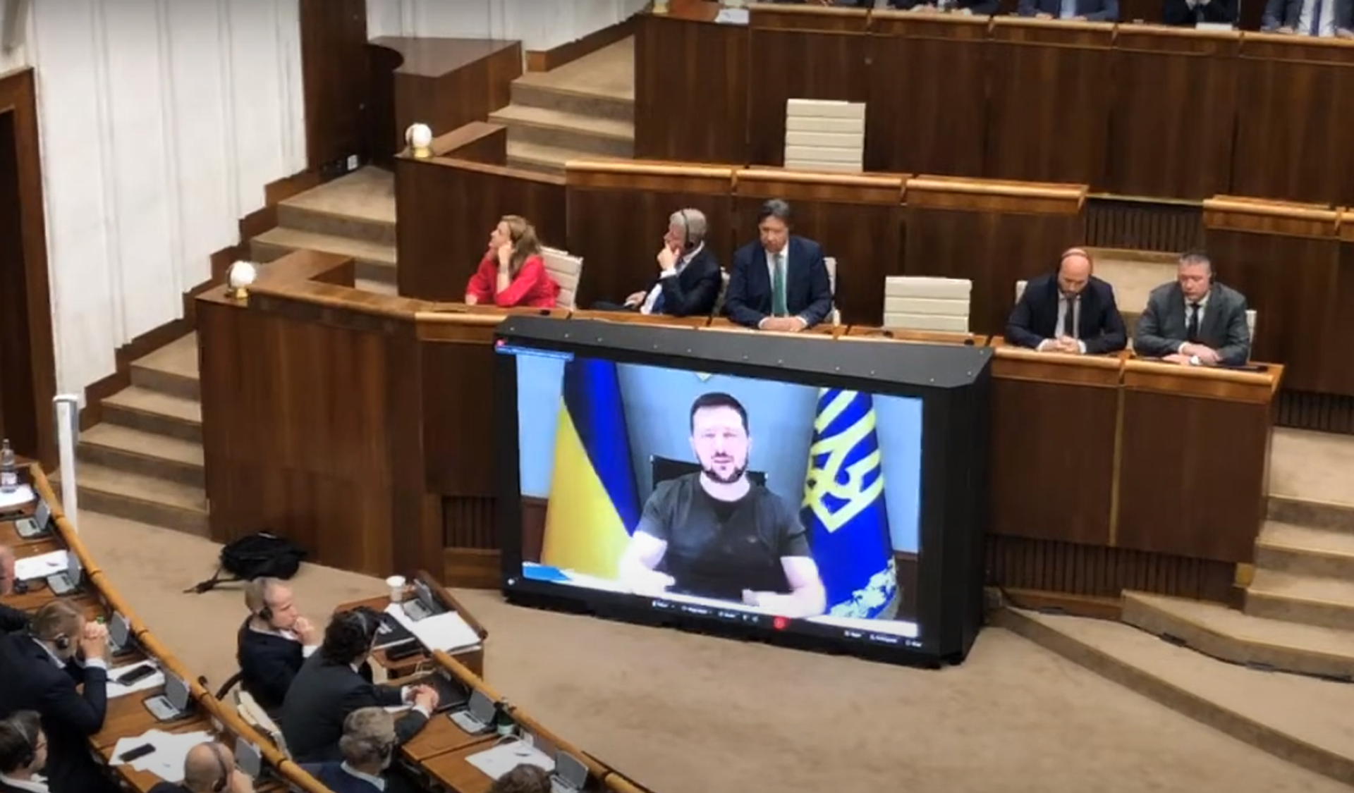 Ukrainian President Volodymyr Zelensky speaks before Slovakia's parliament. Tuesday 10 May 2022. - Sputnik International, 1920, 21.12.2022