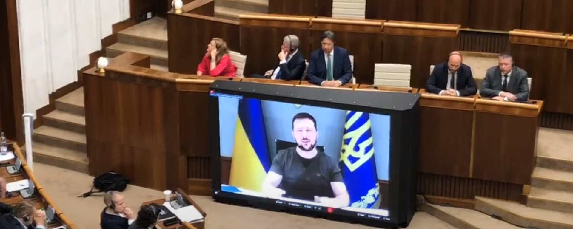 Ukrainian President Volodymyr Zelensky speaks before Slovakia's parliament. Tuesday 10 May 2022. - Sputnik International, 1920, 10.05.2022
