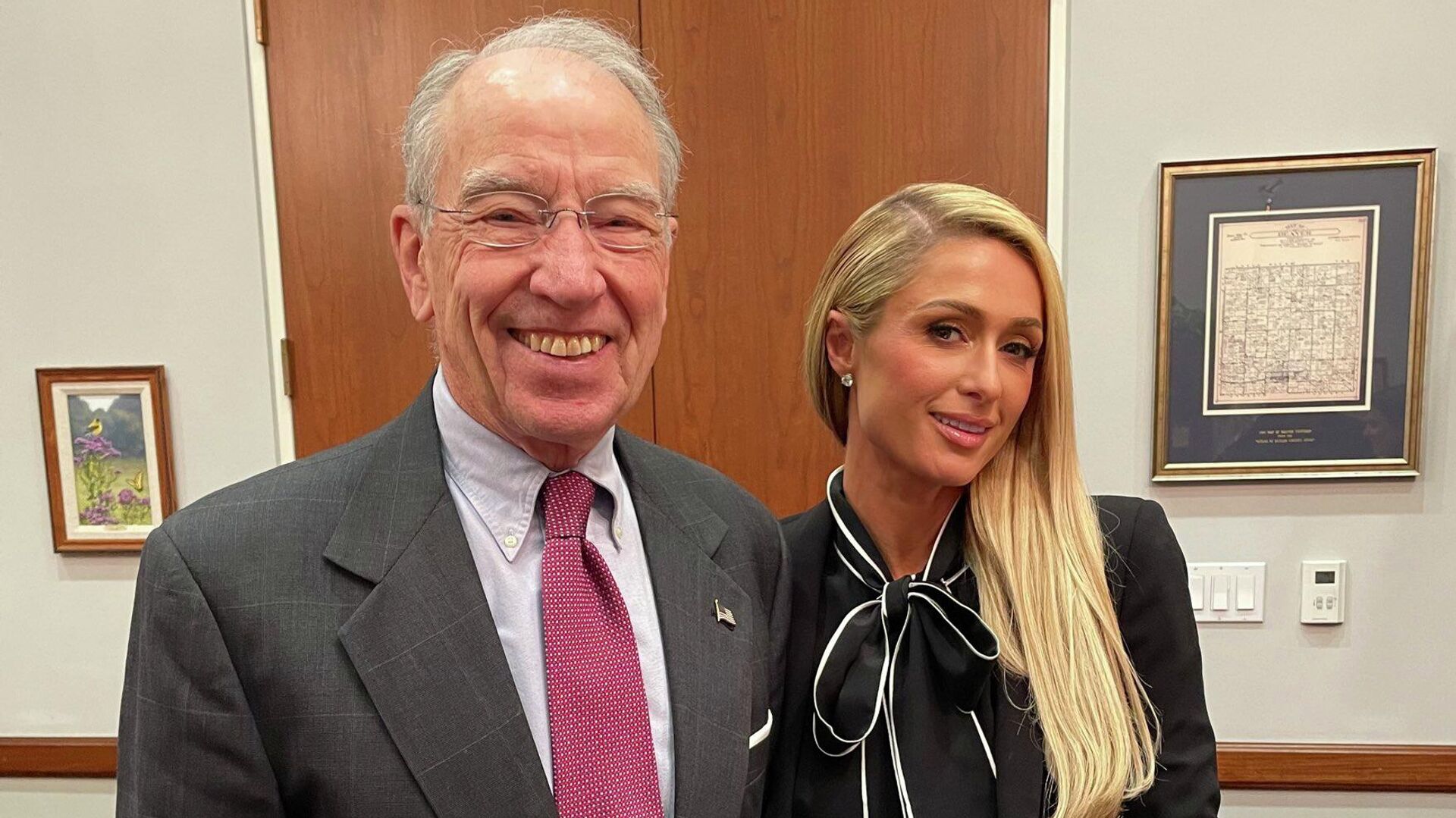 Chuck Grassley (10/5/22): Met w Paris Hilton to discuss how we can stop abuse of children in residential care facilities.  - Sputnik International, 1920, 10.05.2022