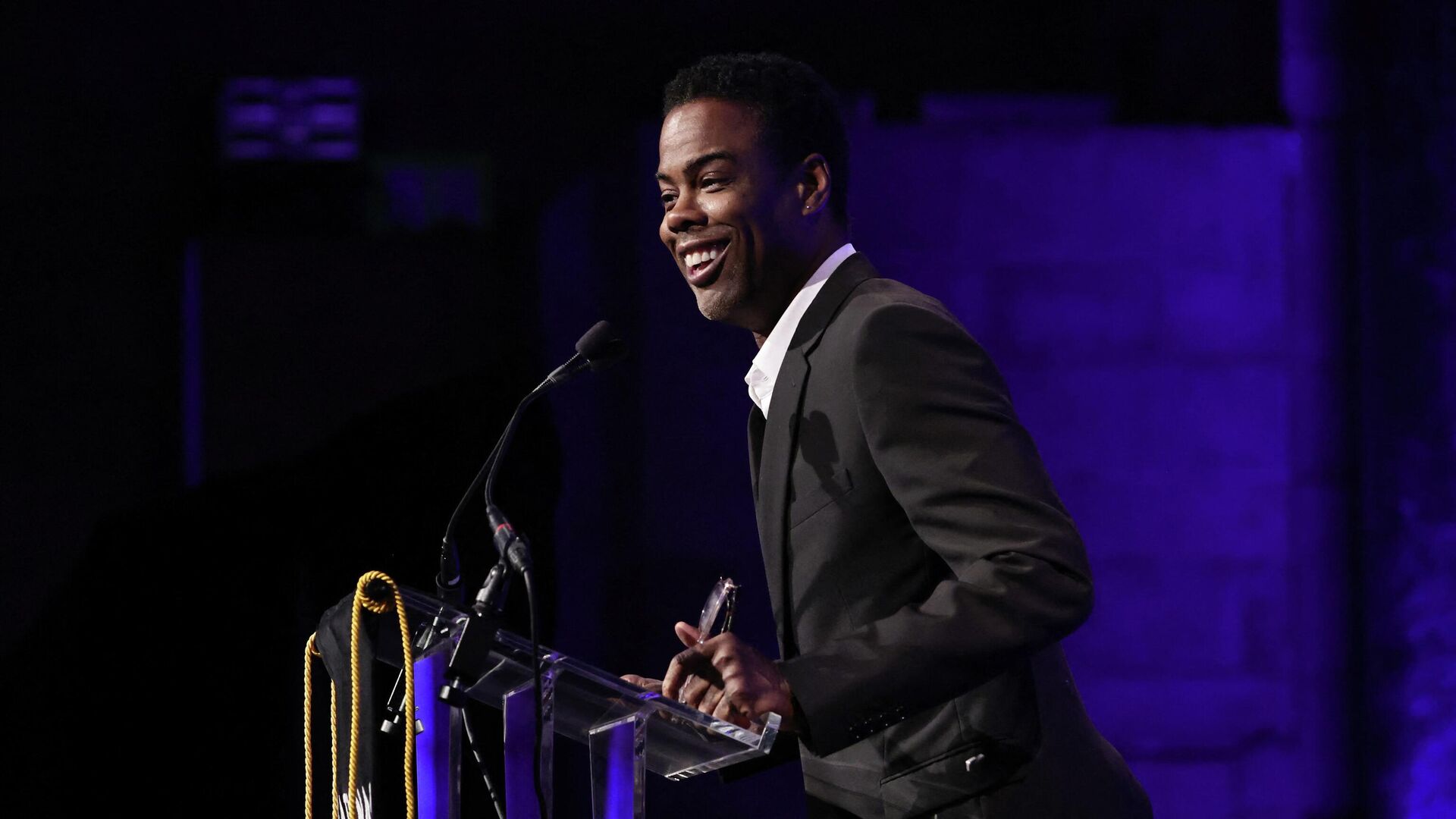 Chris Rock speaks onstage at the National Board of Review annual awards gala at Cipriani 42nd Street on March 15, 2022 in New York City. - Sputnik International, 1920, 15.05.2022