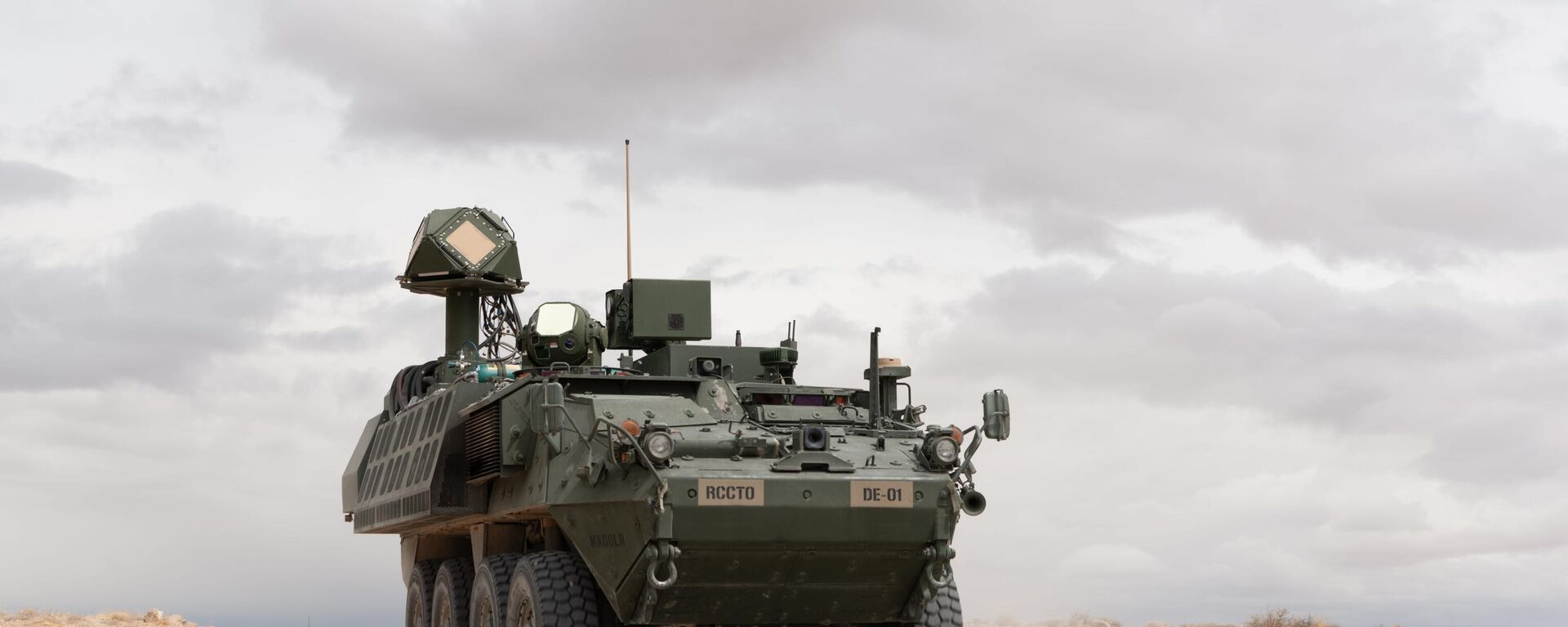 A 50-kilowatt-class laser mounted on a US Army Stryker vehicle , shown during a live-fire exercise at White Sands Missile Range in New Mexico. Part of the U.S. Army’s Directed Energy Maneuver-Short Range Air Defense, or DE M-SHORAD. - Sputnik International, 1920, 29.01.2024