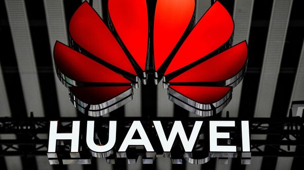 This photograph shows the logo of Huawei on the opening day of the MWC (Mobile World Congress) in Barcelona on February 28, 2022. - Sputnik International