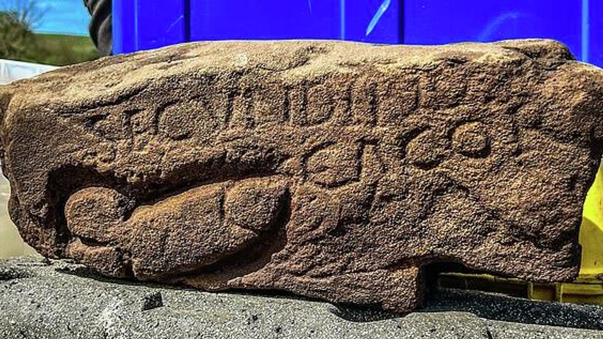 Researchers have discovered a large phallus and an inscription which brands a Roman soldier called Secundinus a 's***ter' at the historic site, dating back 1,700 years - Sputnik International, 1920, 26.05.2022