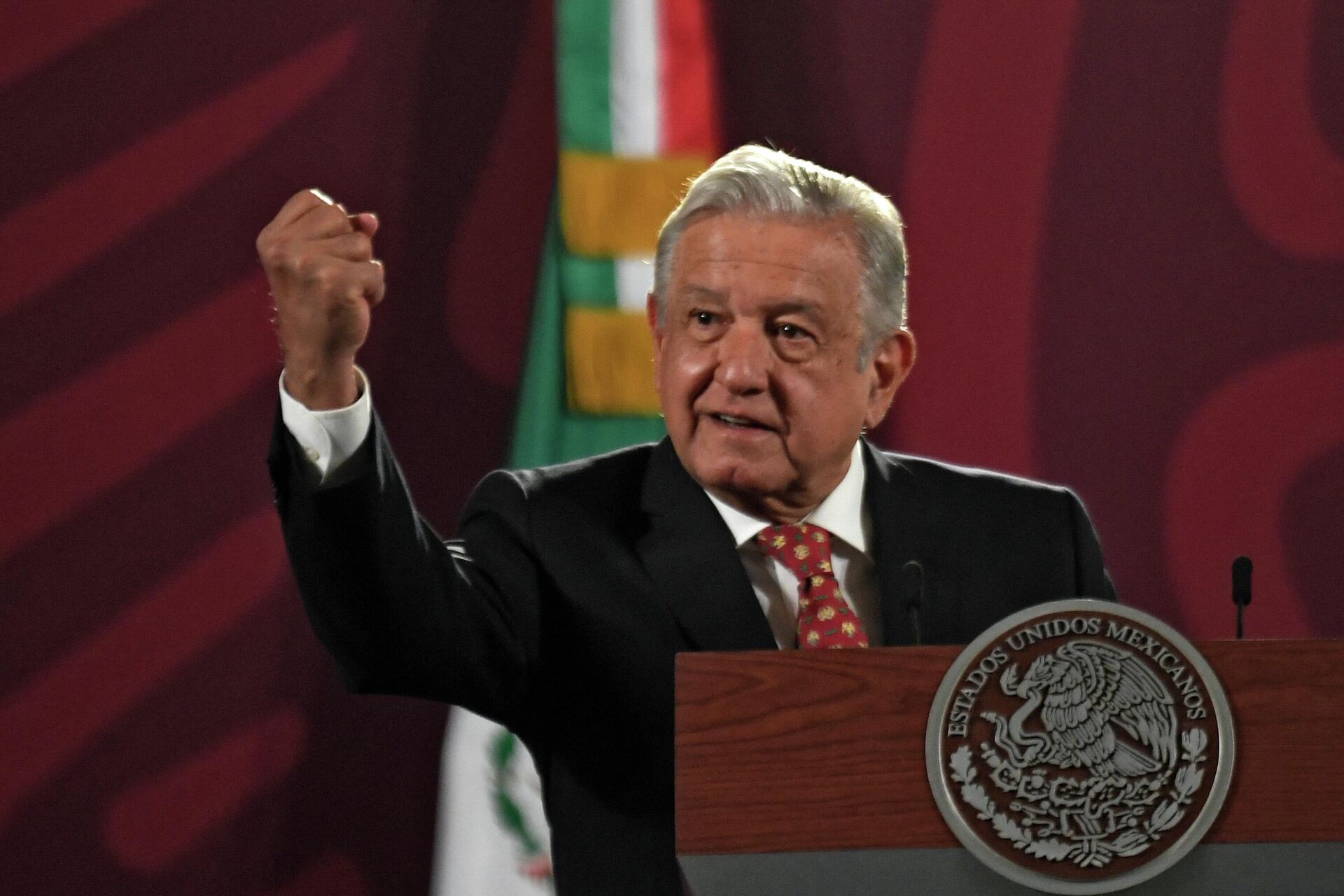 Mexico's President Andres Manuel Lopez Obrador speaks during his daily morning press conference in Mexico City on June 6, 2022 - Sputnik International, 1920, 07.06.2022