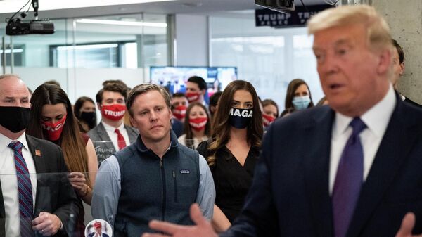 Campaign Manager Bill Stepien, left, watches as President Donald Trump speaks at his campaign headquarters in Arlington, Va., on Election Day, Tuesday, Nov. 3, 2020. Stepien will be a key witness Monday, June 13, 2022, as the House select committee investigating the Jan. 6, 2021 attack on the U.S. Capitol continues a series of hearings to reveal the findings of a year-long investigation into the riot by a mob loyal to Trump.  - Sputnik International