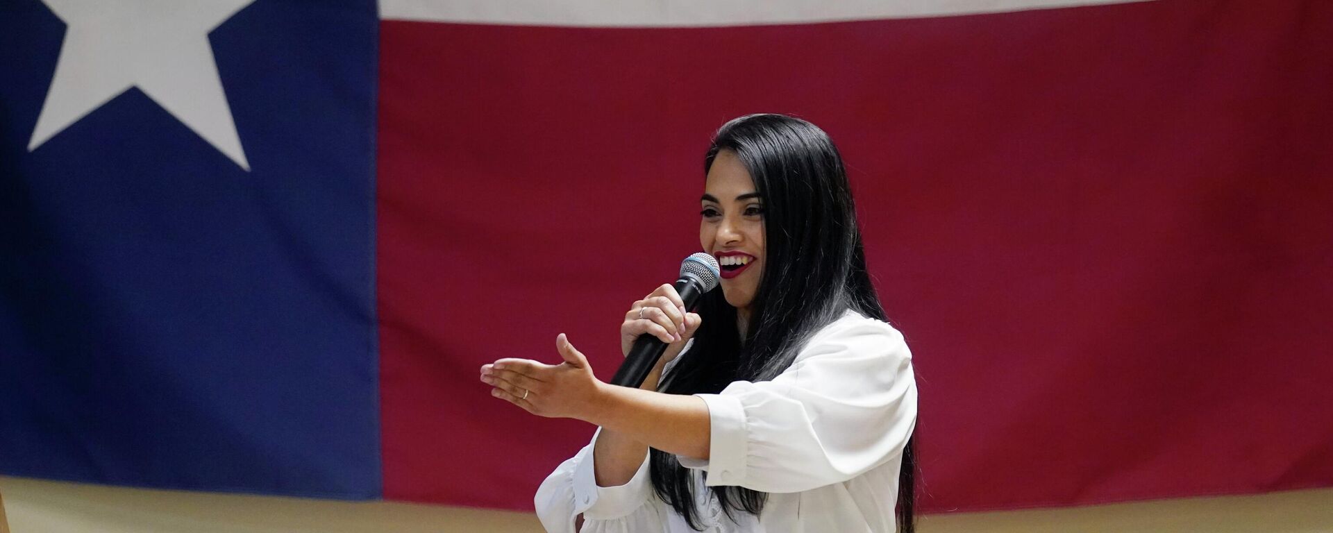 In this Wednesday, Sept. 22, 2021, photo Republican congressional candidate Mayra Flores speaks at a Cameron County Conservatives event in Brownsville, Texas - Sputnik International, 1920, 15.06.2022