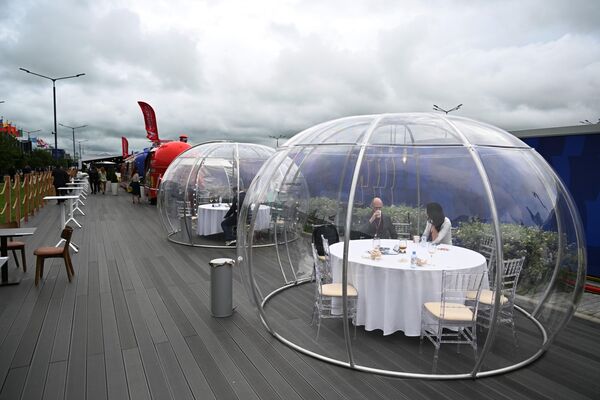 Dome cafe installed at the the St. Petersburg International Economic Forum. - Sputnik International