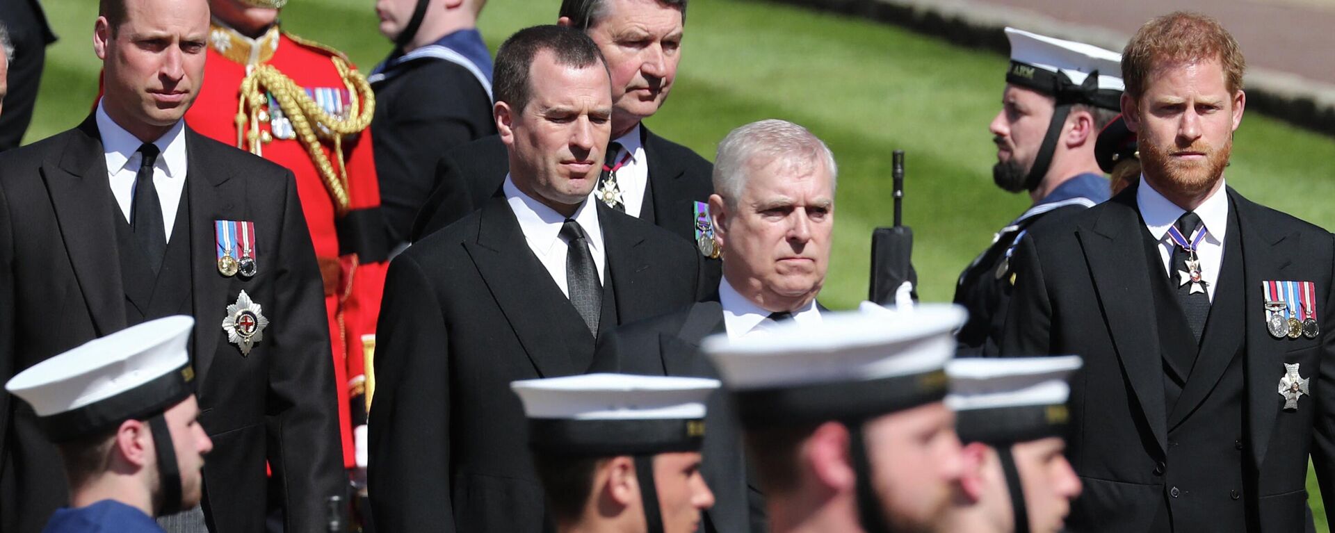 Britain's Prince William, Duke of Cambridge, (L), Britain's Prince Andrew, Duke of York, (2R) and Britain's Prince Harry, Duke of Sussex, (R) follow the coffin during the ceremonial funeral procession of Britain's Prince Philip, Duke of Edinburgh to St George's Chapel in Windsor Castle in Windsor, west of London, on April 17, 2021.  - Sputnik International, 1920, 20.06.2022