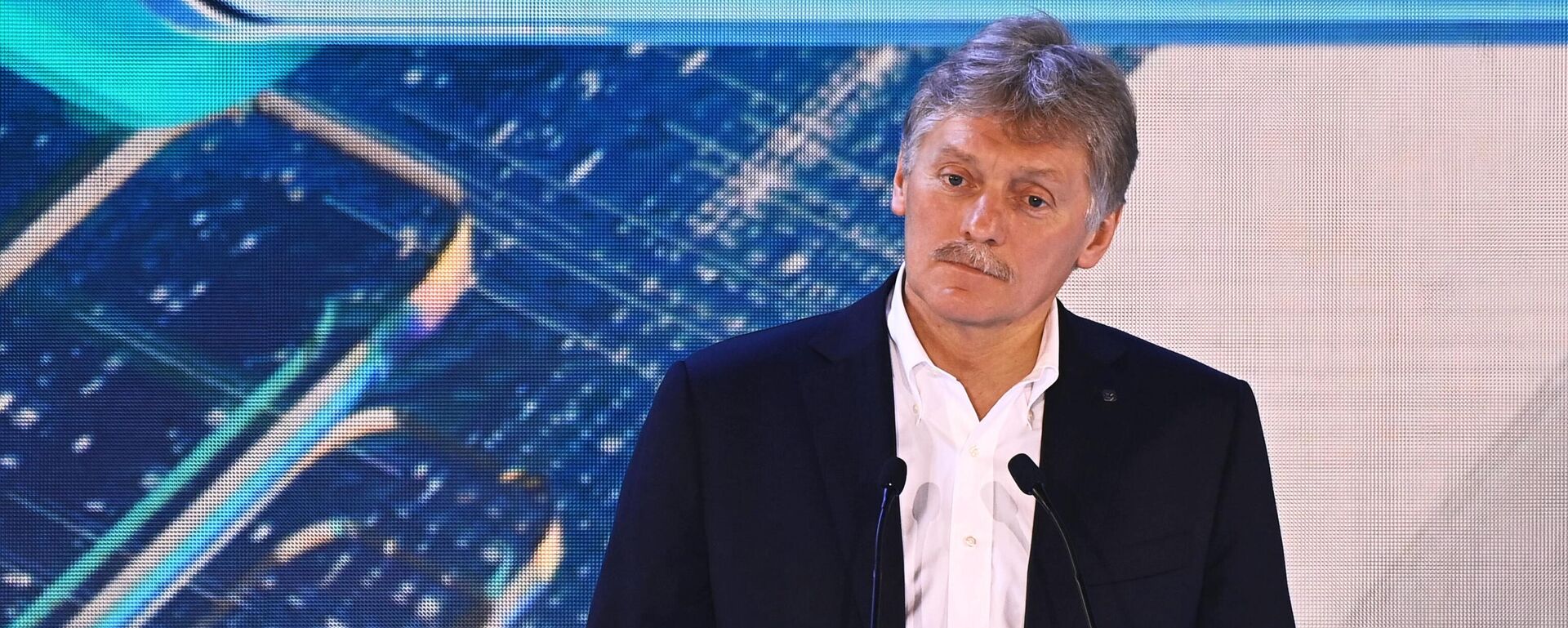 Dmitry Peskov, presidential press secretary, delivers a lecture on Information Wars. A Game Without Rules at the federal educational marathon New Horizons in Moscow. Dmitry Peskov, presidential press secretary, delivers a lecture on Information Wars. A Game Without Rules at the federal educational marathon New Horizons in Moscow. - Sputnik International, 1920, 19.11.2024