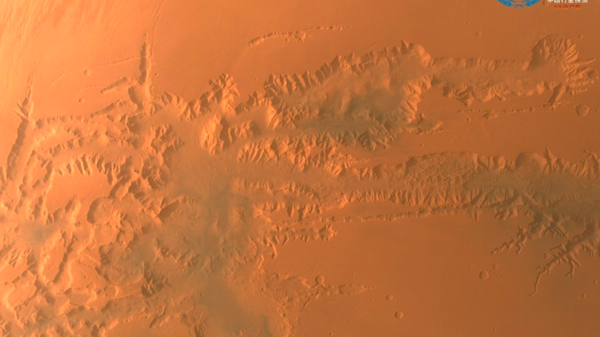 Tianwen-1 orbiter has obtained global medium-resolution images of Mars, after 1344 orbits in 706 days, as of 29 June - Sputnik International