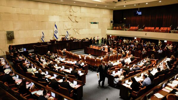 This picture shows a general view of the Israeli Knesset (parliament) during a meeting, in Jerusalem on June 30, 2022. - Sputnik International