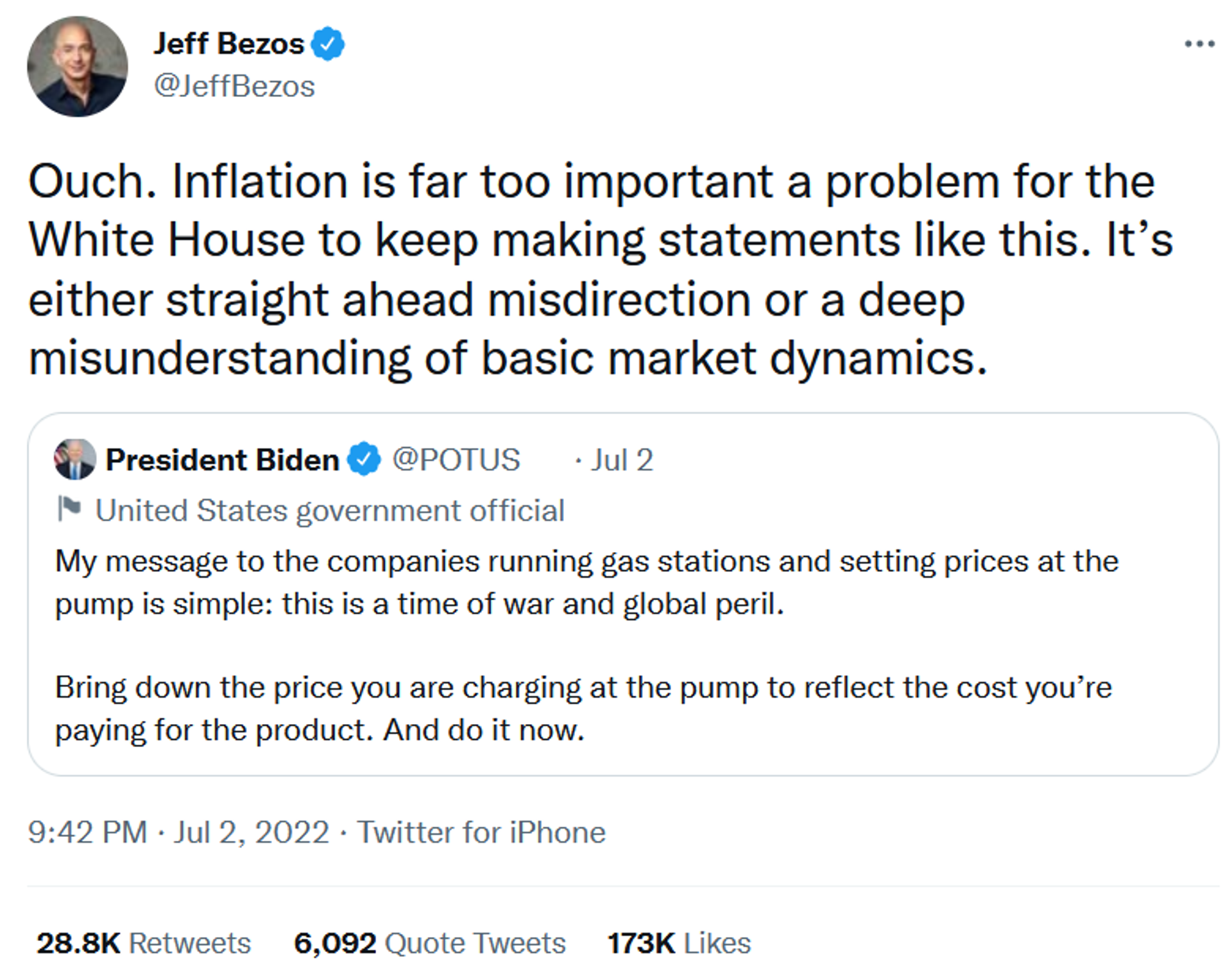 A screenshot (3/7/22 | 22:40 Eastern Time) shows Amazon founder Jeff Bezos' viral response to US President Joe Biden's call for gas companies to lower prices at the pump amid economic instability.  - Sputnik International, 1920, 04.07.2022