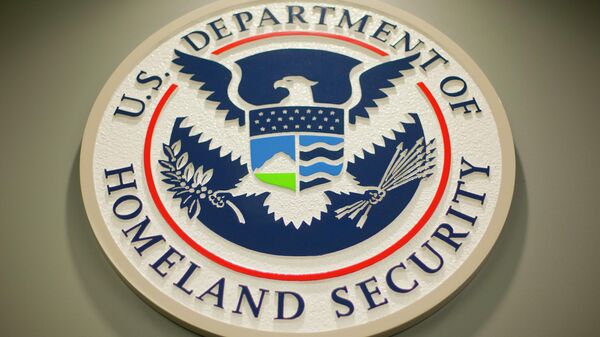 The Homeland Security logo is seen during a joint news conference in Washington, Feb. 25, 2015  - Sputnik International