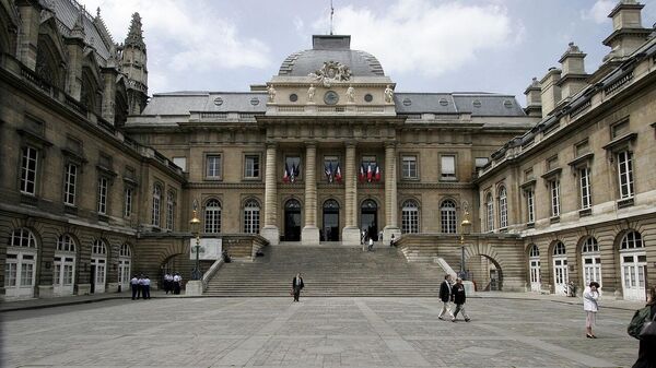 East facade of the Palais de Justice in Paris - Sputnik International