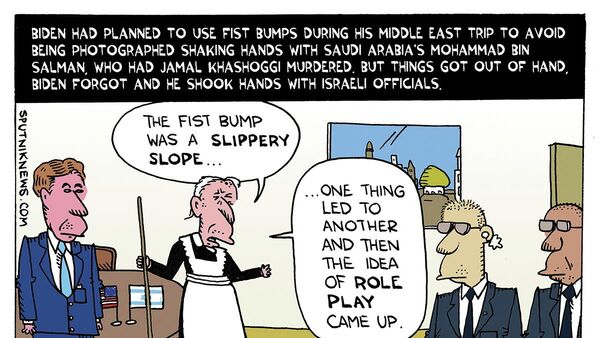 Biden's Hand Shaking Debacle  - Sputnik International