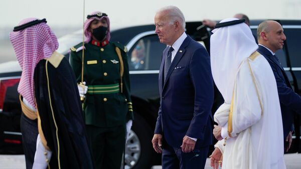 President Joe Biden arrives at King Abdulaziz International Airport - Sputnik International