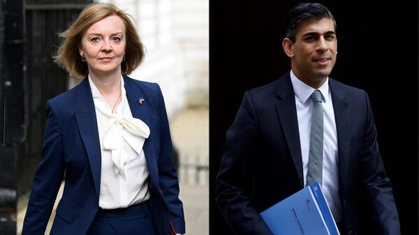 (COMBO) This combination of pictures created on July 12, 2022 shows Britain's Foreign Secretary Liz Truss (L) arriving to attend the weekly Cabinet meeting at 10 Downing Street, in London, on April 19, 2022 and Britain's Chancellor of the Exchequer Rishi Sunak leaving the 11 Downing Street, in London, on March 23, 2022.  - Sputnik International
