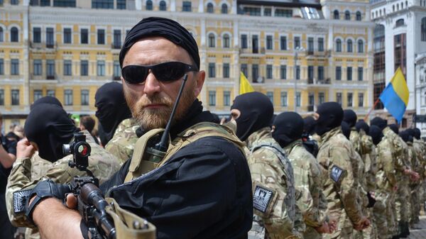 Recruits are sworn in for Azov Battalion in Kiev's Sophia Square - Sputnik International