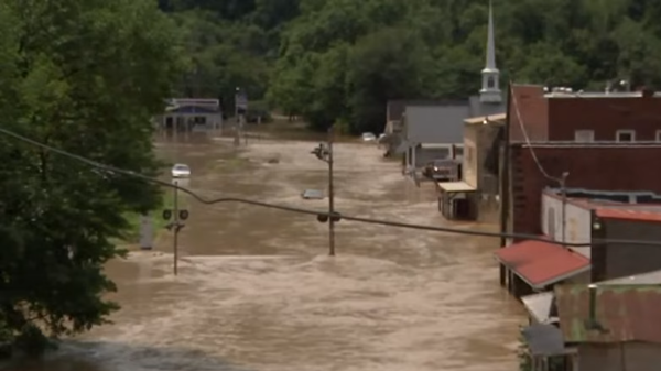 Garrett, Kentucky, under feet of floodwaters following torrential rains on July 28, 2022 - Sputnik International