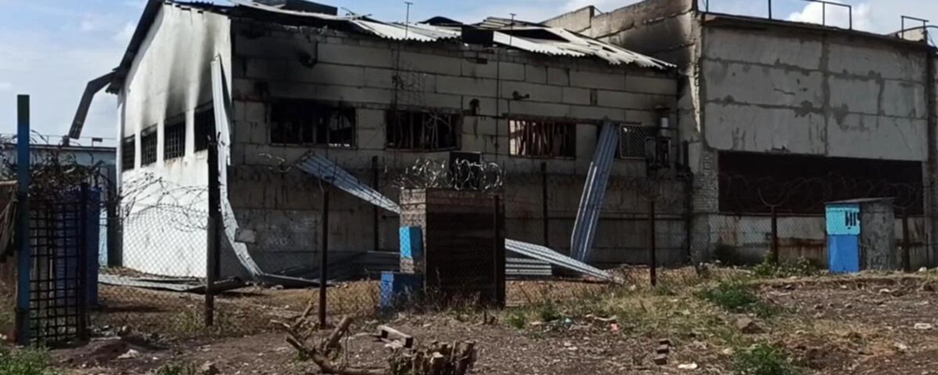Detention facility in Elenovka, DPR, in the aftermath of Ukrainian airstrike, July 29 2022 - Sputnik International, 1920, 30.07.2022