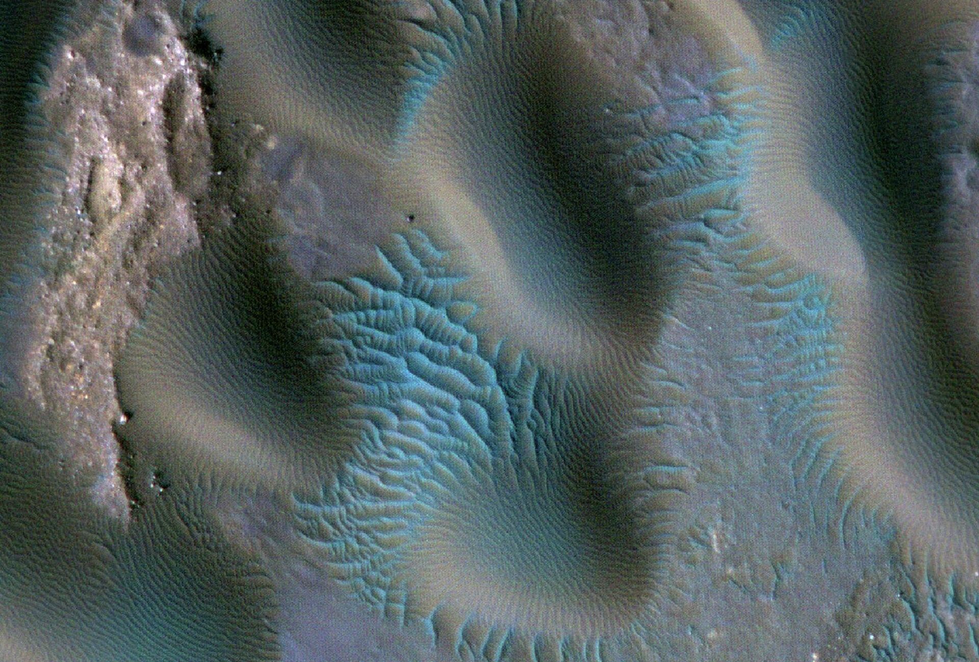 Blue sand ripples on Mars - Sputnik International, 1920, 01.08.2022