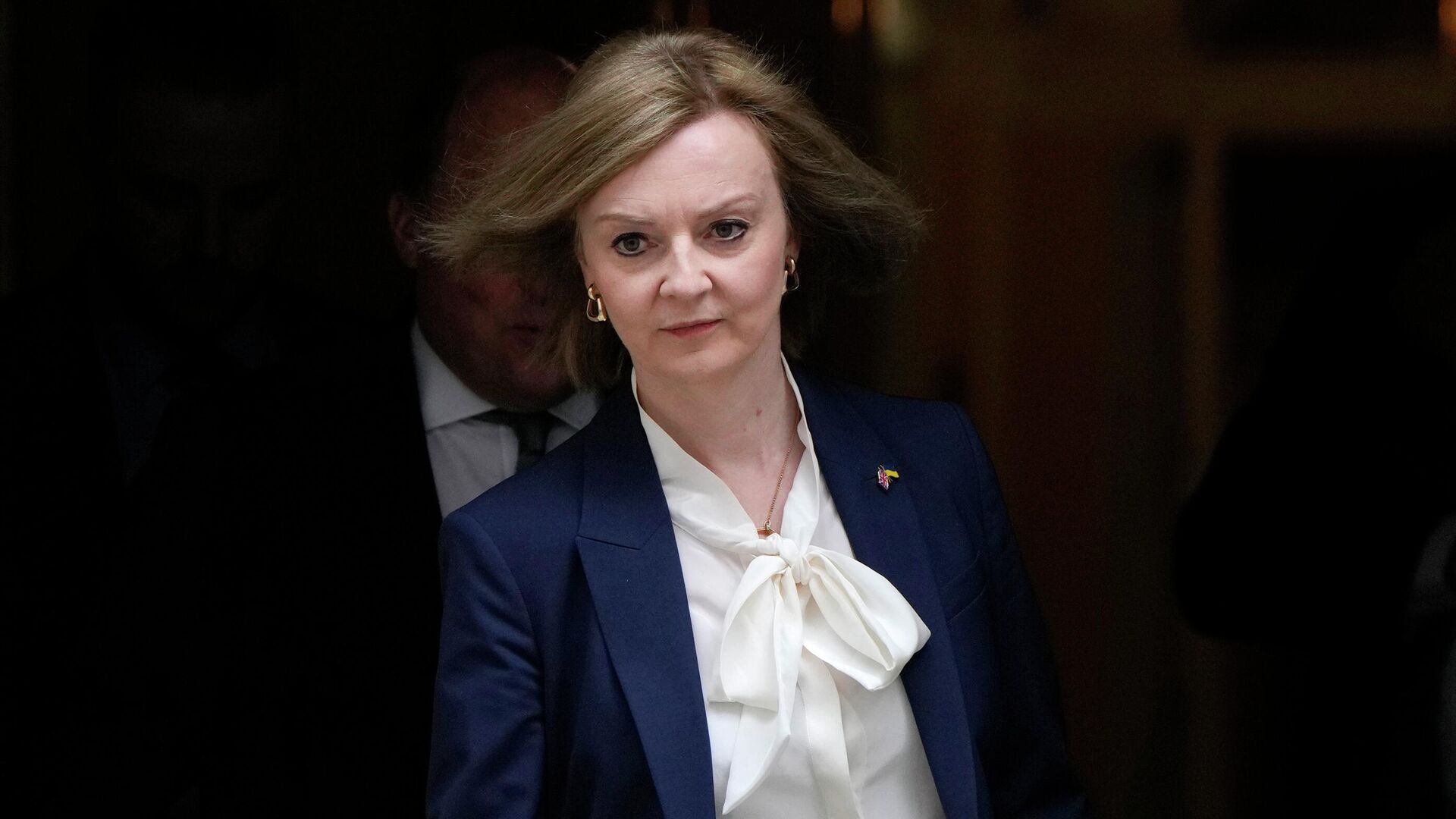  Liz Truss, Britain's Foreign Secretary leaves a Cabinet meeting at 10 Downing Street in London, Tuesday, April 19, 2022 - Sputnik International, 1920, 02.08.2022