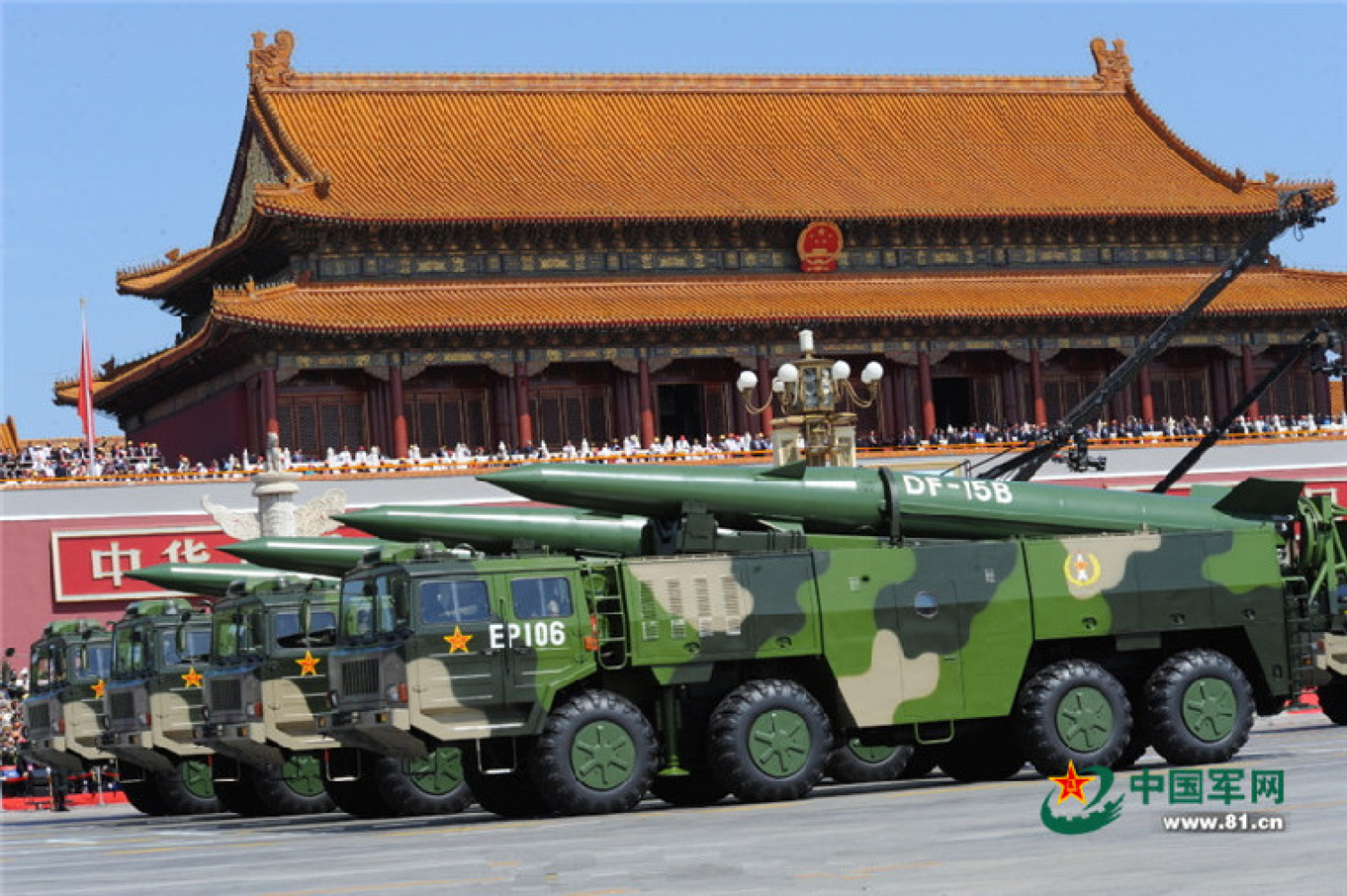 During the military parade on Sept. 3, 2015, an improved variant of Dongfeng 15 (DF-15) known as DF-15B was displayed to the public. - Sputnik International, 1920, 02.08.2022