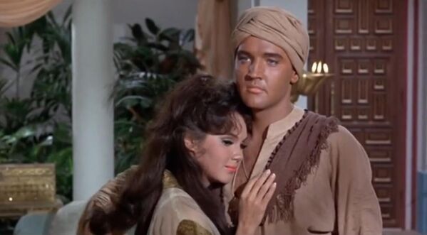 Elvis Presley in the movie &quot;Harum Scarum&quot; - Sputnik International