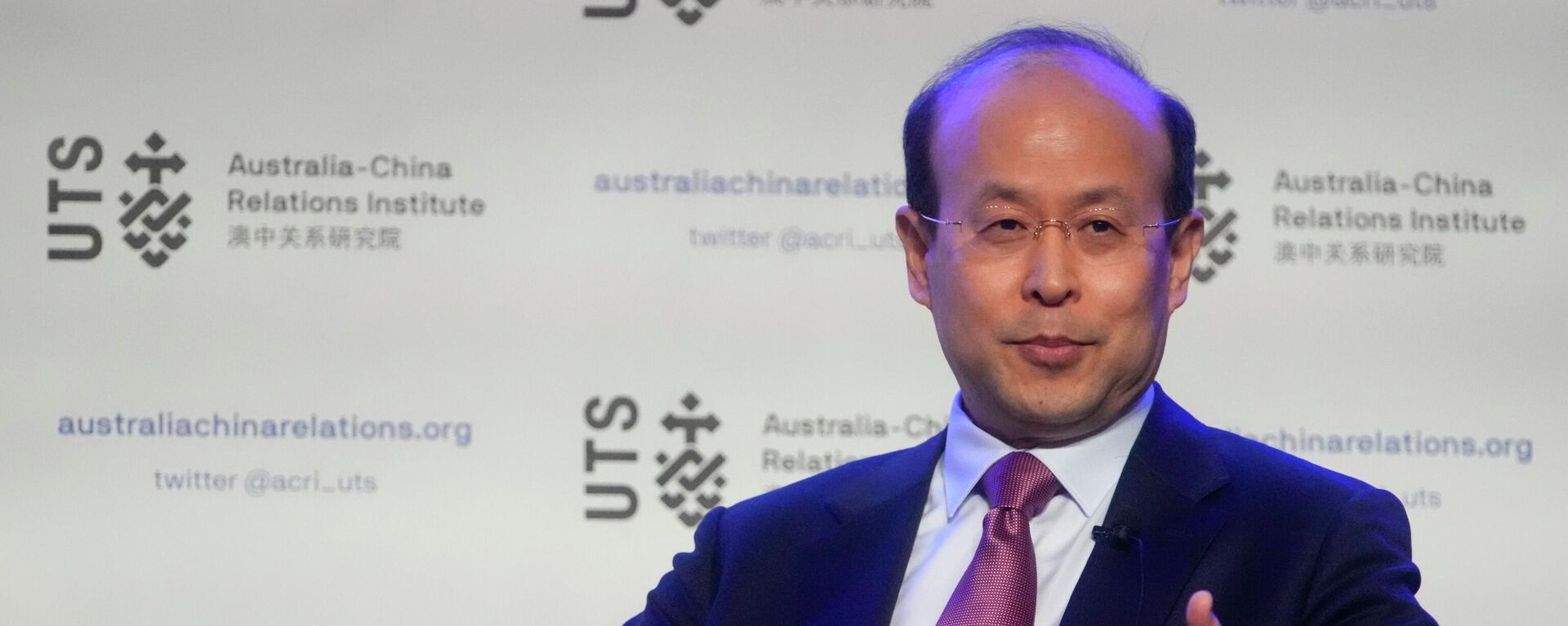China's Ambassador to Australia, Xiao Qian gestures as he answers following his address on the state of relations between Australia and China at the University of Technology in Sydney, Australia, Friday, June 24, 2022. - Sputnik International, 1920, 10.08.2022