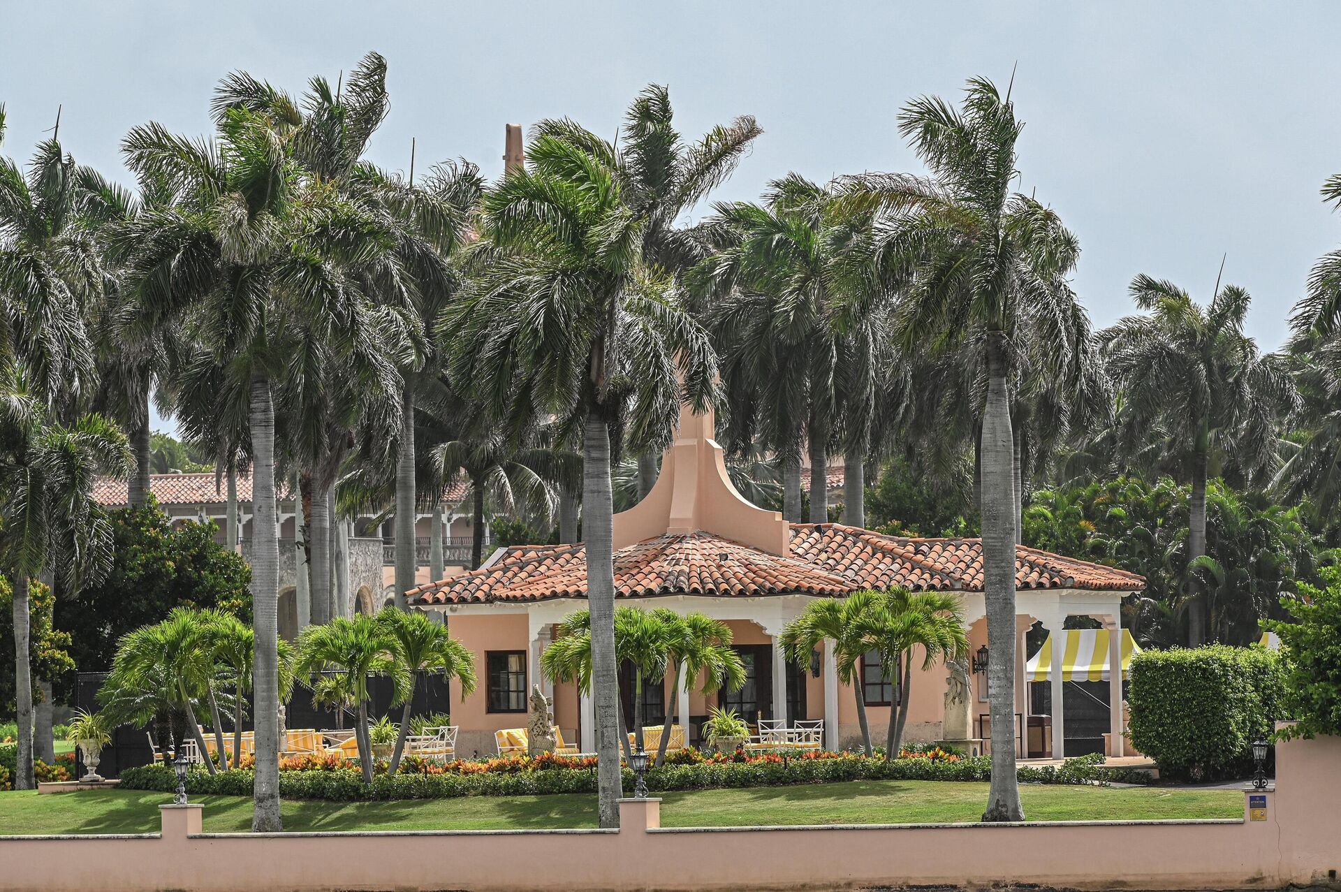 Former US President Donald Trump's residence in Mar-A-Lago, Palm Beach, Florida on August 9, 2022.  - Sputnik International, 1920, 12.08.2022