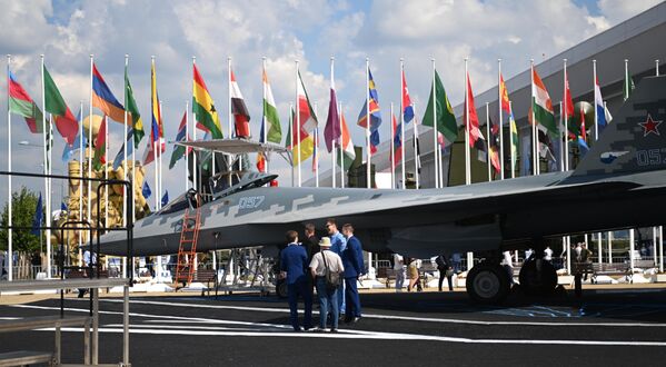 Russian fifth-generation Su-57 multirole fighter at the exhibition during the International Military-Technical Forum ARMY-2022 at the Patriot Congress and Exhibition Center. - Sputnik International