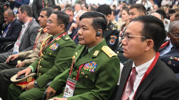 Representatives of Myanmar at the plenary session of the International Military-Technical Forum ARMY-2022 at the Patriot Congress and Exhibition Center. - Sputnik International