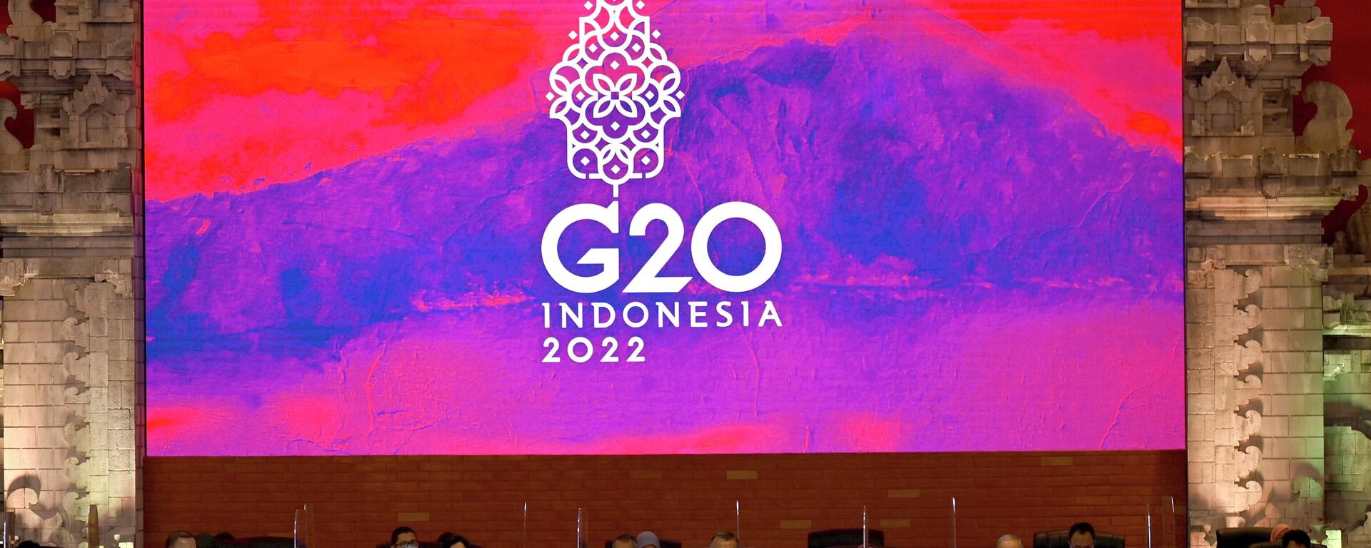 Indonesian Finance Minister Sri Mulyani, second left, delivers her speech during the G20 Finance Ministers and Central Bank Governors Meeting in Nusa Dua, Bali, Indonesia, Friday, July 15, 2022.  - Sputnik International, 1920, 14.11.2022