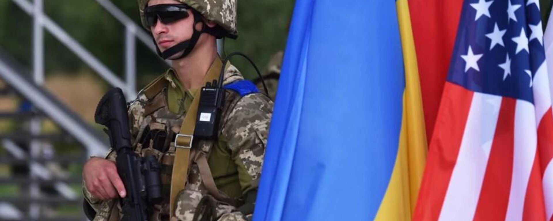 A soldier at the Three Swords-2021 tactical drills, jointly held by the Ukrainian Armed Forces and NATO countries at the Yavorovsky training facility in the Lvov Region. - Sputnik International, 1920, 25.10.2023