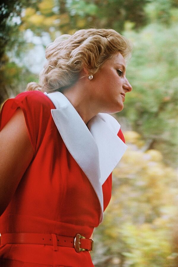 In this file photo taken on January 27, 1988 Princess of Wales Diana poses, during her visit to the Footscray Park in suburb of Melbourne. - From her engagement to Prince Charles as a shy teenager to her roles as doting mother, humanitarian and global celebrity, Diana&#x27;s turbulent life still captivates people around the world. - Sputnik International