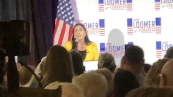 Video of Laura Loomer refusing to concede defeat in Florida's 11th district primary - Sputnik International