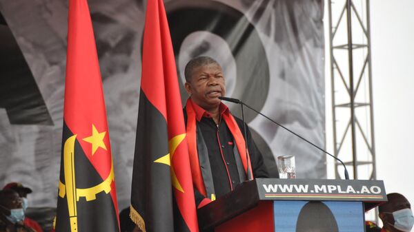 Joao Lourenco, Angola's President and presidential candidate of the the Popular Movement for the Liberation of Angola (MPLA)  delivers a speech during a campaign rally in Luanda on August 20, 2022, ahead of the Angola elections scheduled for August 24, 2022. - Sputnik International