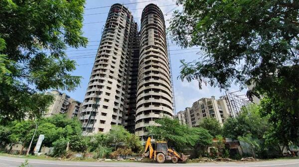 Noida's Supertech twin towers to be demolished on August 21 - Sputnik International