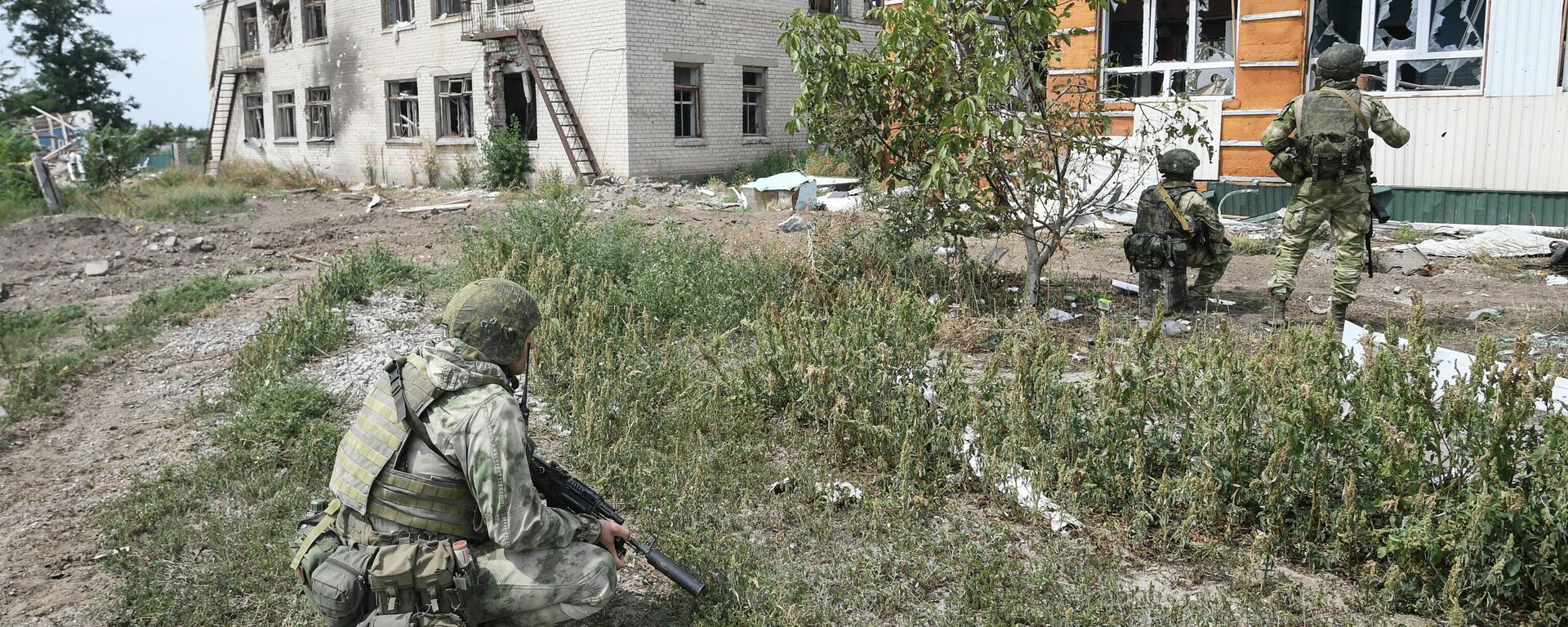 Russian forces take control of former kindergarten used by Ukrainian troops in the settlement of Alexandrovka, Kherson Region. August 15, 2022. - Sputnik International, 1920, 10.11.2022