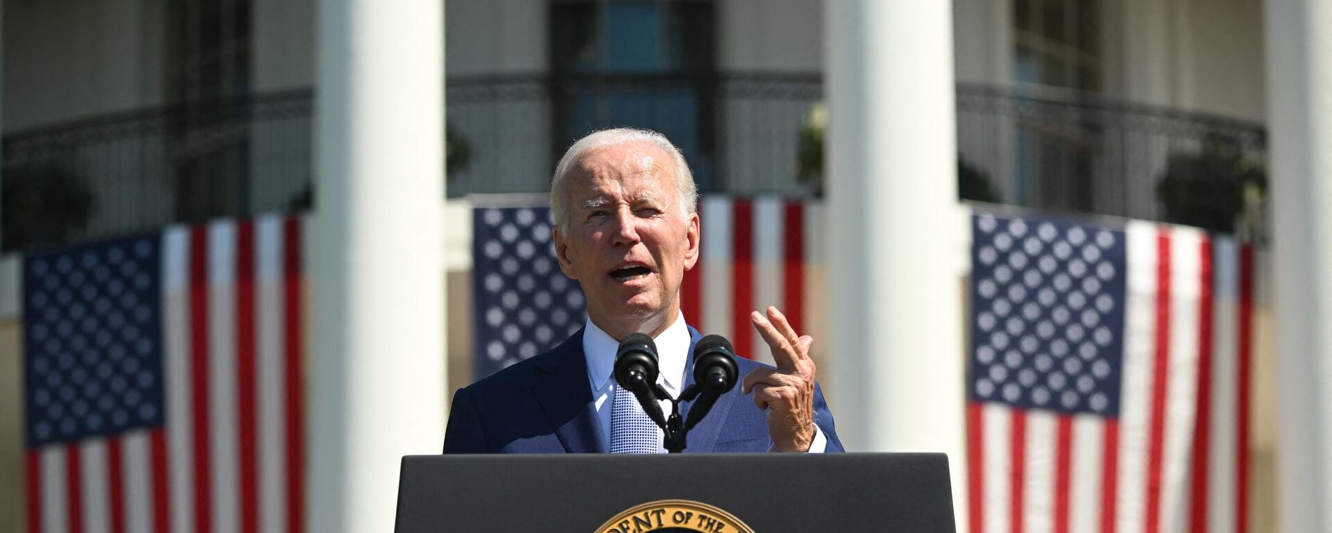 US President Joe Biden speaks on the South Lawn of the White House in Washington, DC - Sputnik International, 1920, 01.09.2022