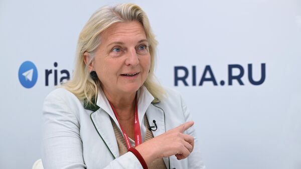 Former Austrian Foreign Minister Karin Kneissl at the Eastern Economic Forum in Vladivostok - Sputnik International