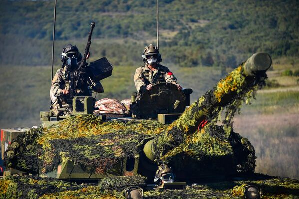 Chinese servicemen at the 'Vostok 2022' military maneuvers at the Sergeevsky training ground - Sputnik International