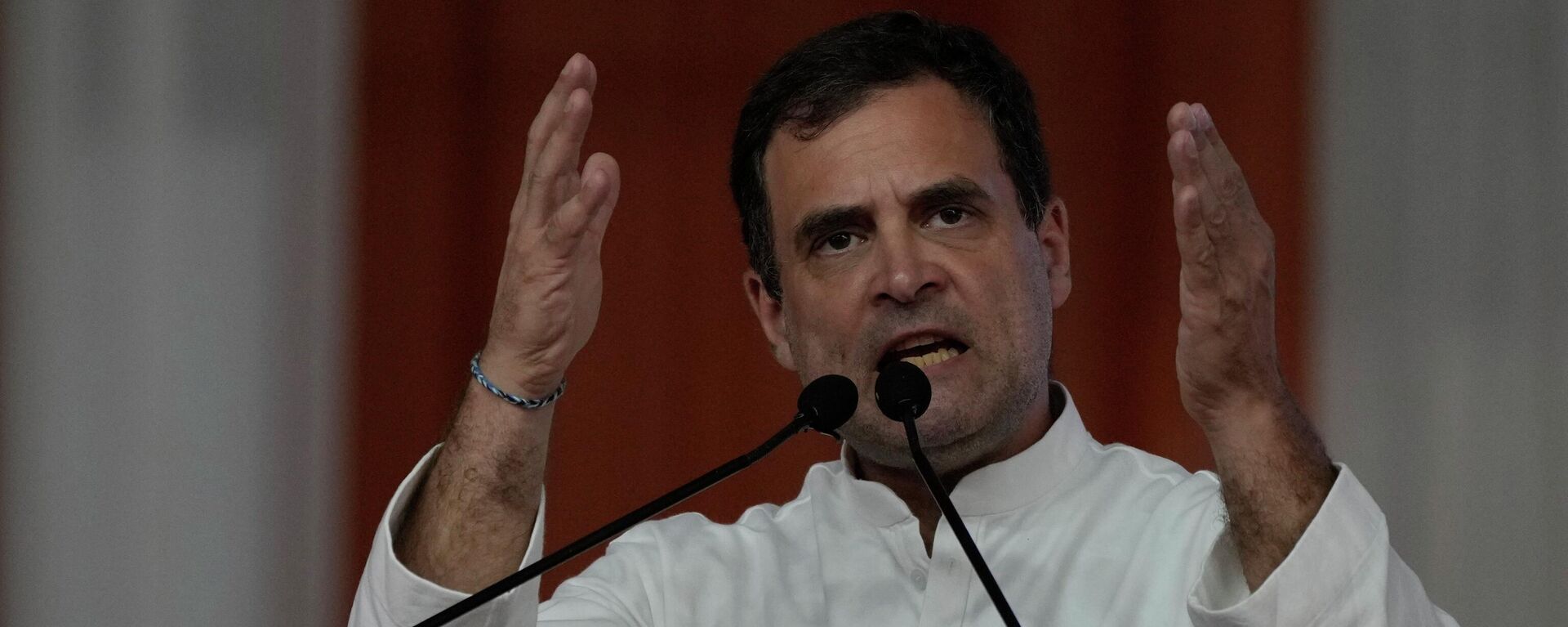 India's opposition Congress party leader Rahul Gandhi speaks during a meeting of his party workers in Ahmedabad, India, Monday, Sept. 5, 2022 - Sputnik International, 1920, 18.11.2022