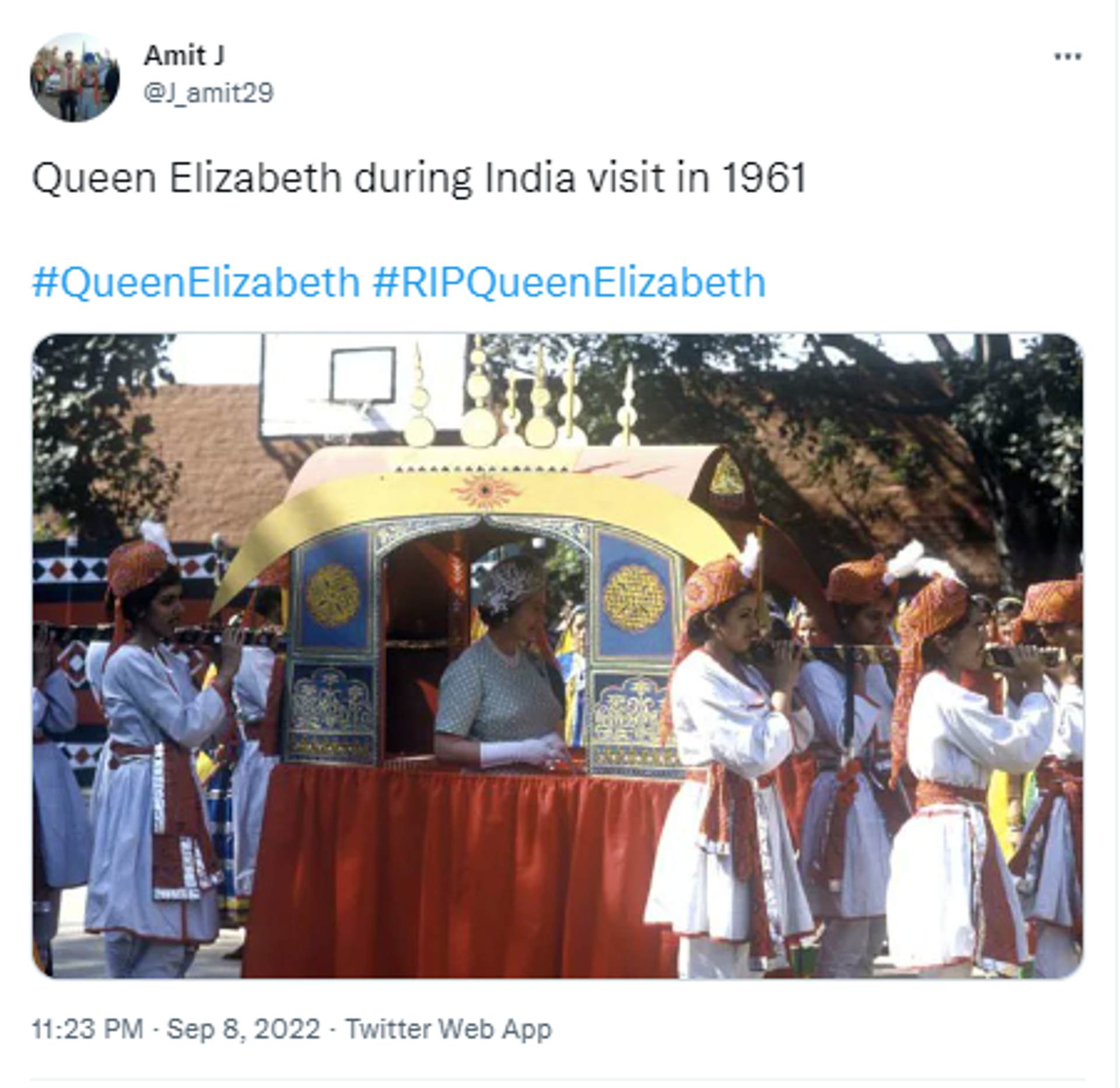 Throwback picture of Britain's Queen Elizabeth II's India visit in 1961  - Sputnik International, 1920, 09.09.2022